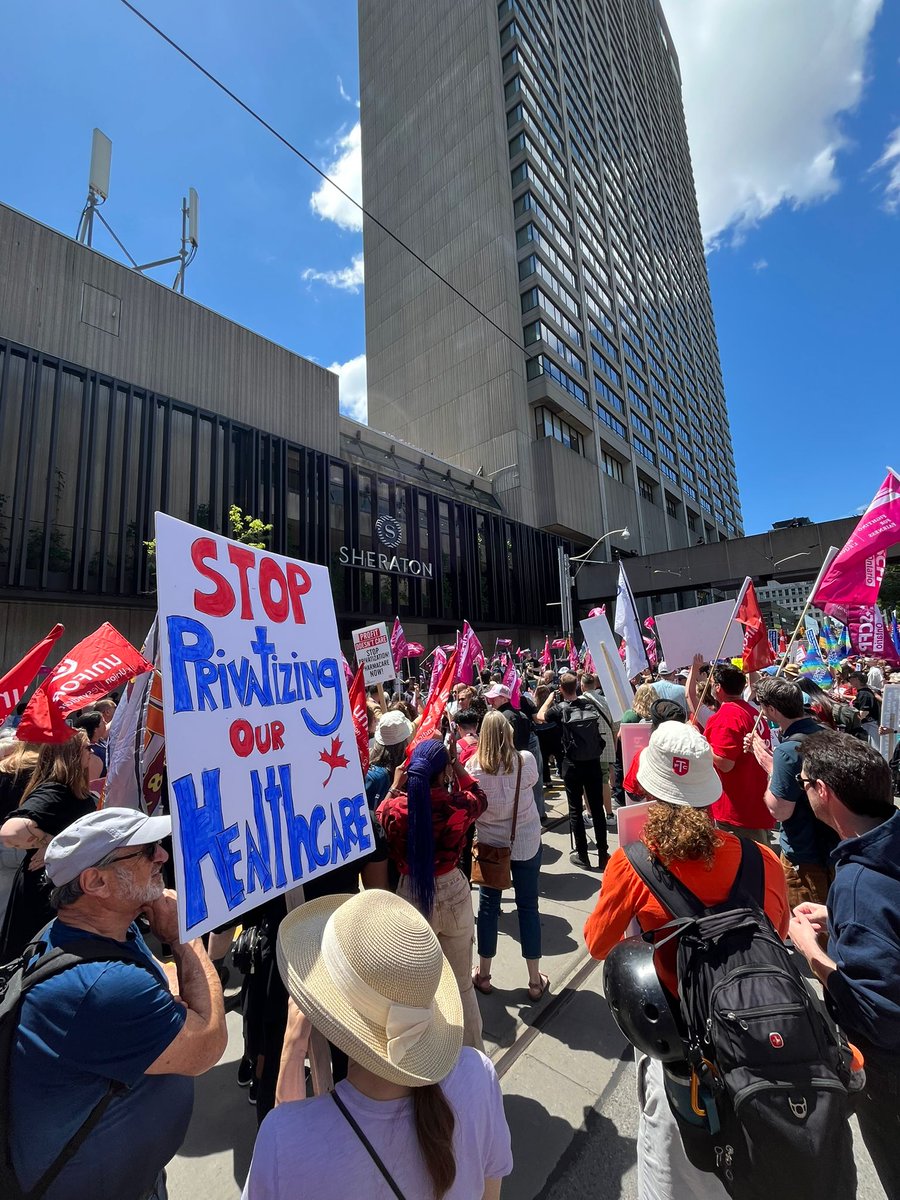 springmagca's tweet photo. Thousands march through Toronto in defence of public healthcare. https://t.co/6ubitVTAcO