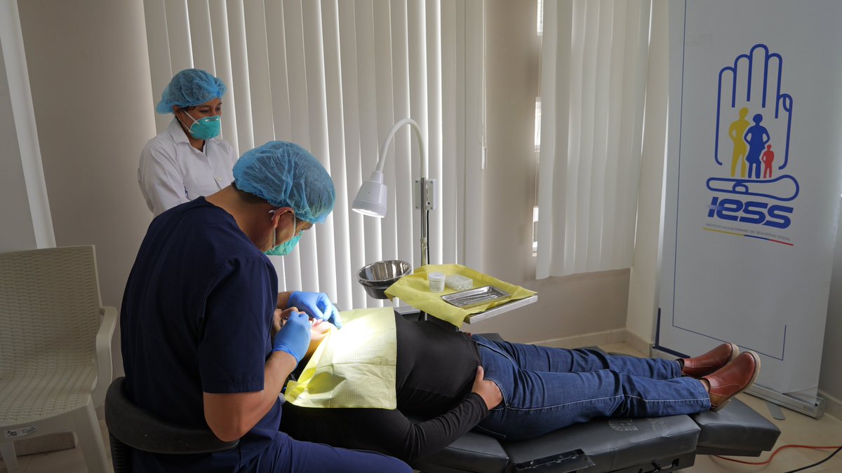 IESSZamora's tweet photo. 🦷 #IESSZteInforma | Este jueves 28 de mayo, el CCQA Hospital del Día Zamora realizó una jornada odontológica extramural en coordinación con el GAD Municipal de Yacuambi.

✅ Promoción y prevención en salud bucal
✅ Atención odontológica preventiva
✅ Información sobre servicios https://t.co/SyBLGAUeAF