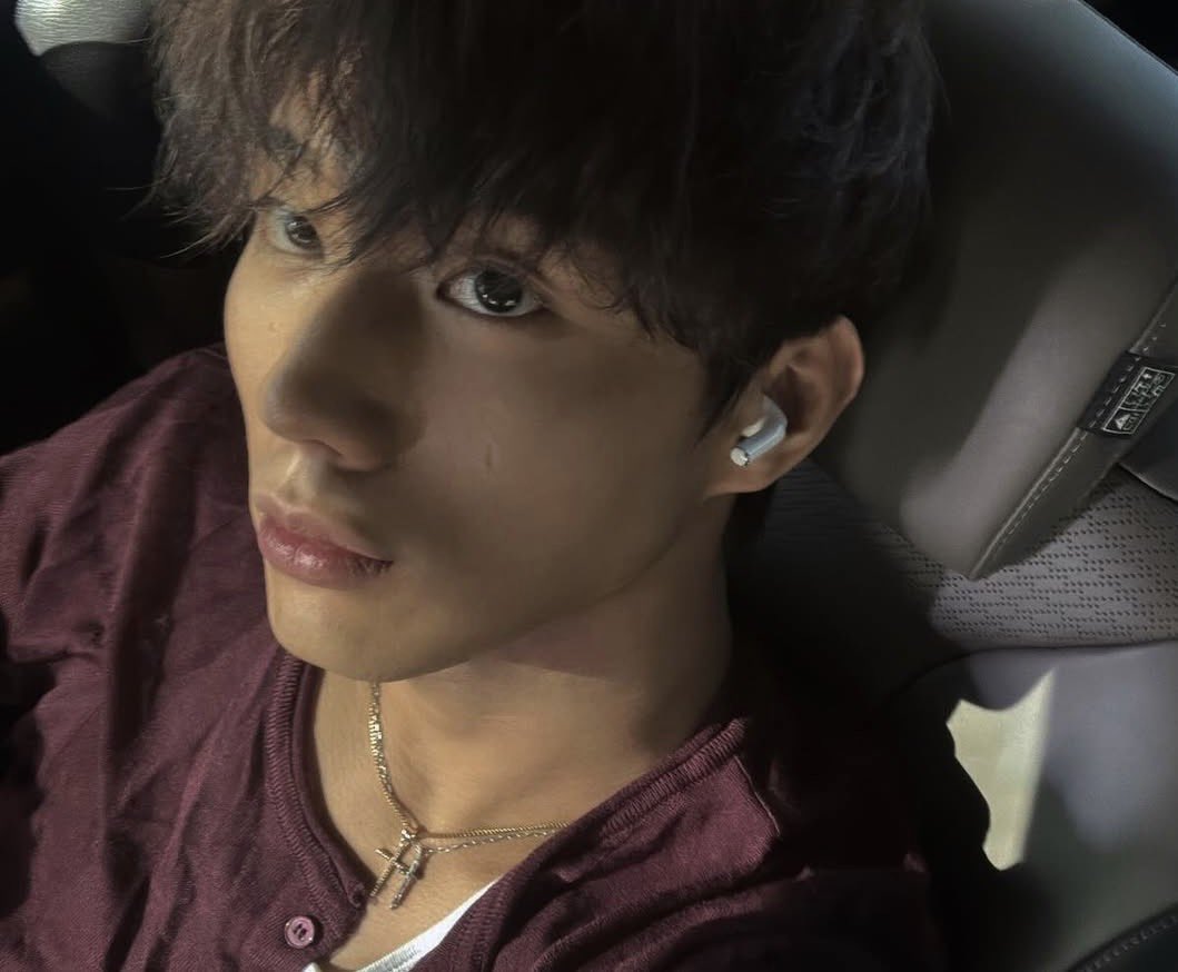 waspchae's tweet photo. scar out who else squirted https://t.co/YVzVMnE6pJ