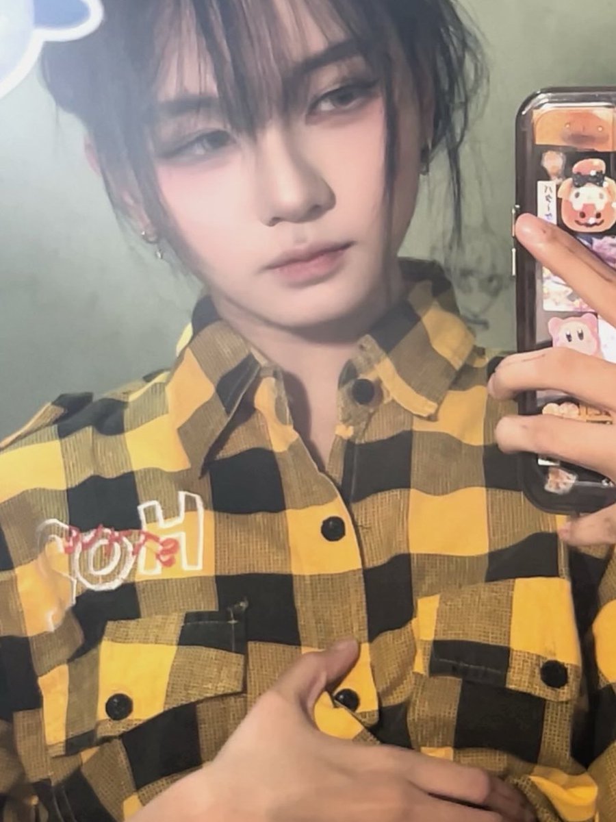 mwangnya's tweet photo. test makeup https://t.co/WVlFfqg8Lr