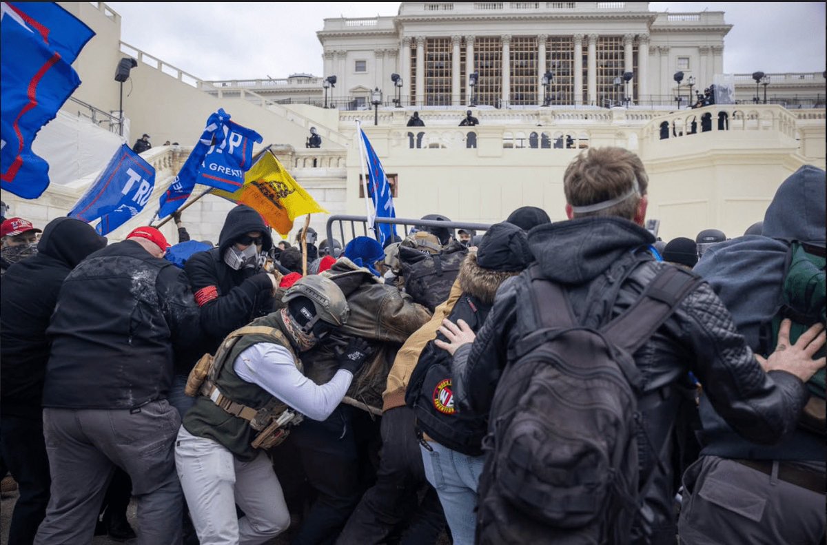 j6commission's tweet photo. Photos of #Individual4 demonstrate a pattern of behavior consistent with an agitator. https://t.co/6EBEq132sV