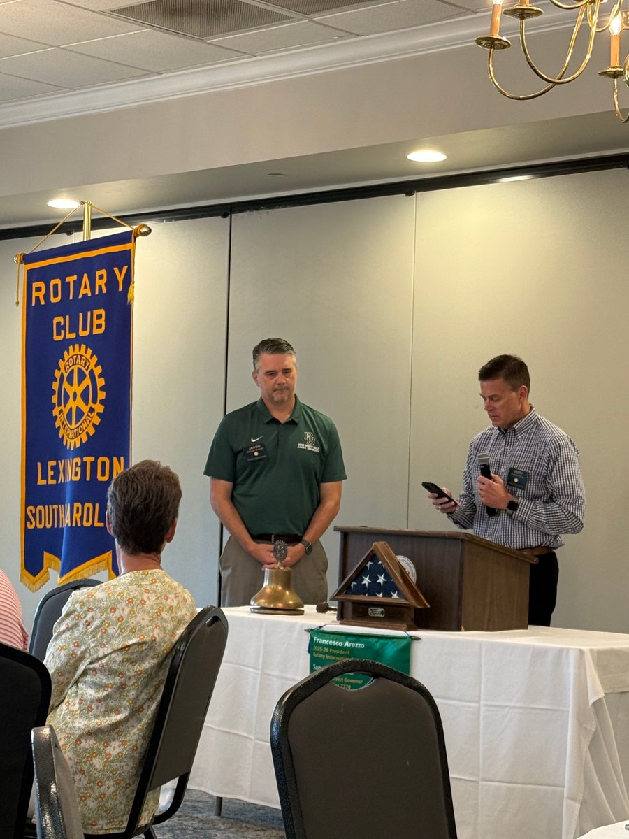 RotaryClubLexSC's tweet photo. What an honor today! 🎉 Rotarian &amp; Lexington School District One Superintendent Dr. Keith Price brought in retirees from Lexington District One to be celebrated!

Thank you for your years of service and dedication to our community. 🙏🎓

#rotarycluboflexington #serviceaboveself https://t.co/nzhEQQ1mWy