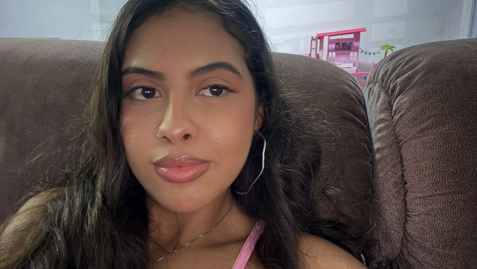 Sofia R0sinha🌸 tweet media