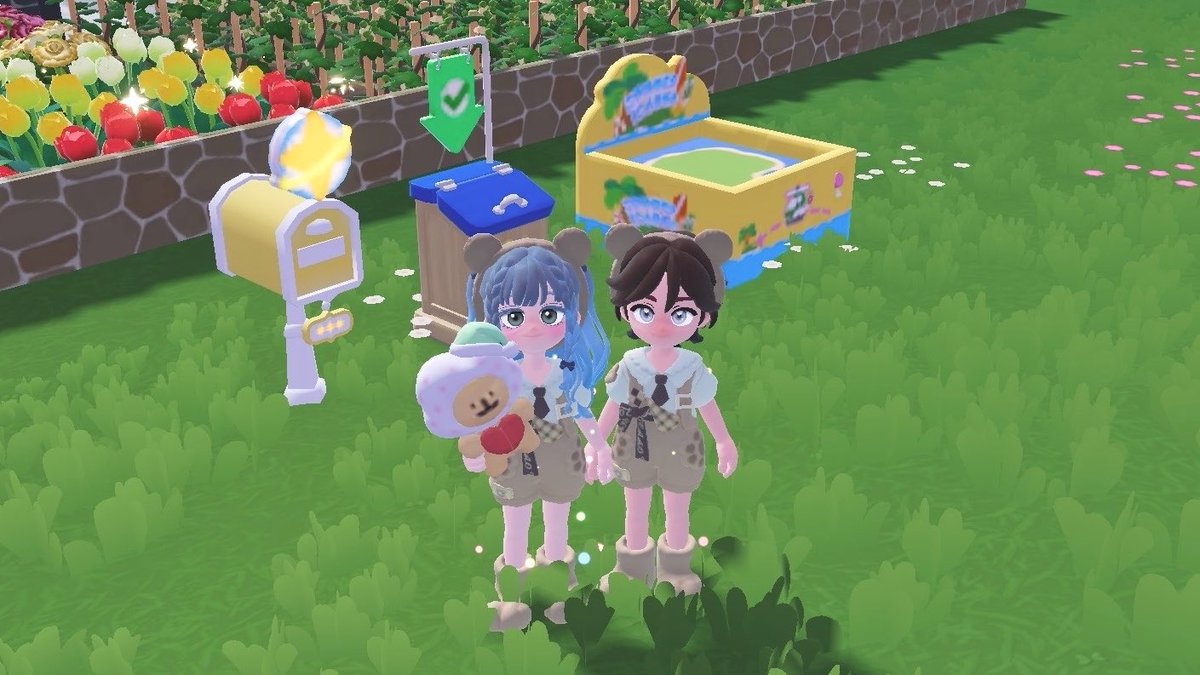 ame_chall's tweet photo. フレさんがくまさん衣装お揃いしてくれたよ〜！夜中すぎるから迷ったけど、可愛すぎるから載せる！！✊🏻 ̖́-

朝イチTLに残ってて癒されますように😭😭🙏🏻✨💕 https://t.co/6R6hAAflbn