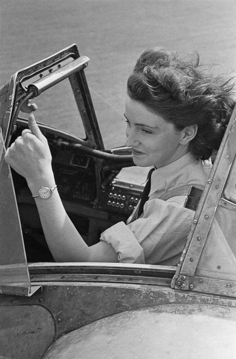 ron_eisele's tweet photo. 29 May 2012. Death of Maureen Adele Chase Dunlop de Popp (b. 26 October 1920), née Dunlop. Anglo-Argentine pilot who flew for the British Air Transport Auxiliary (ATA) during World War II. https://t.co/ylo6jN4k79