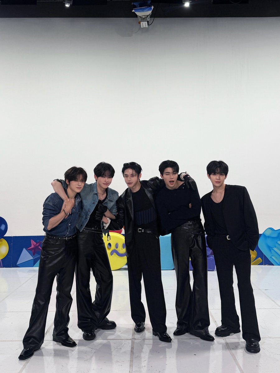 gucnwook's tweet photo. https://t.co/FJHk7RlDGR