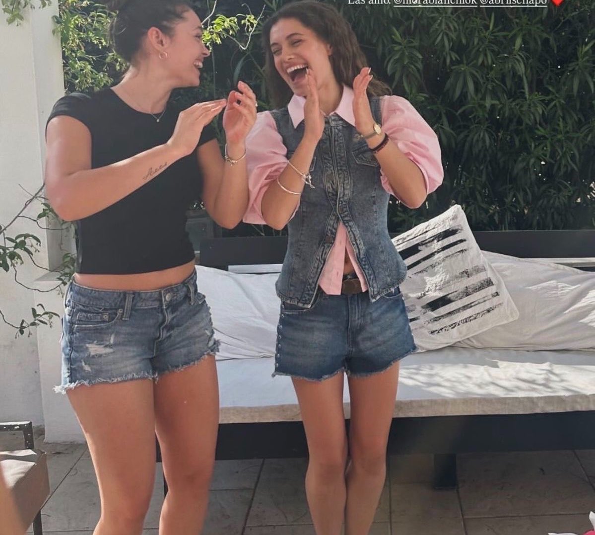 schapogf's tweet photo. AU #MAILIN &amp; #MARREY ; donde rey queda flechado por una chica que siempre pide la misma pizza y merlin en un intento de ayudar se la termina chamuyando o eso cree el. https://t.co/R5EicauCyC