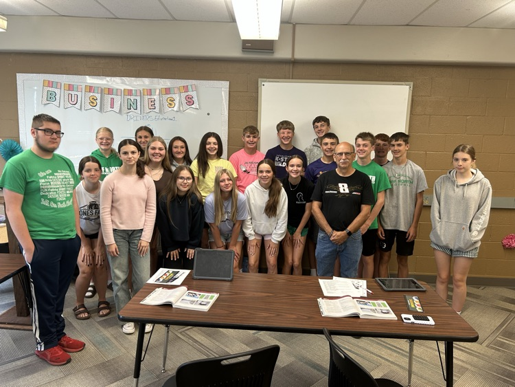 usd339jcn's tweet photo. Thank you Officer Danny Ruff  for speaking to our driver's education students this morning.   Great information!! https://t.co/WxwhNFLZl9