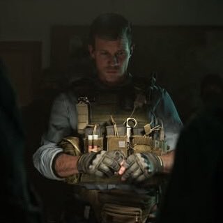aramiegraves's tweet photo. i’m gonna be SO insufferable the day MW4 drops and onwards when we see Graves and HOPEFULLY we get new skins finally !!!!!!! https://t.co/xYggDG1Usf