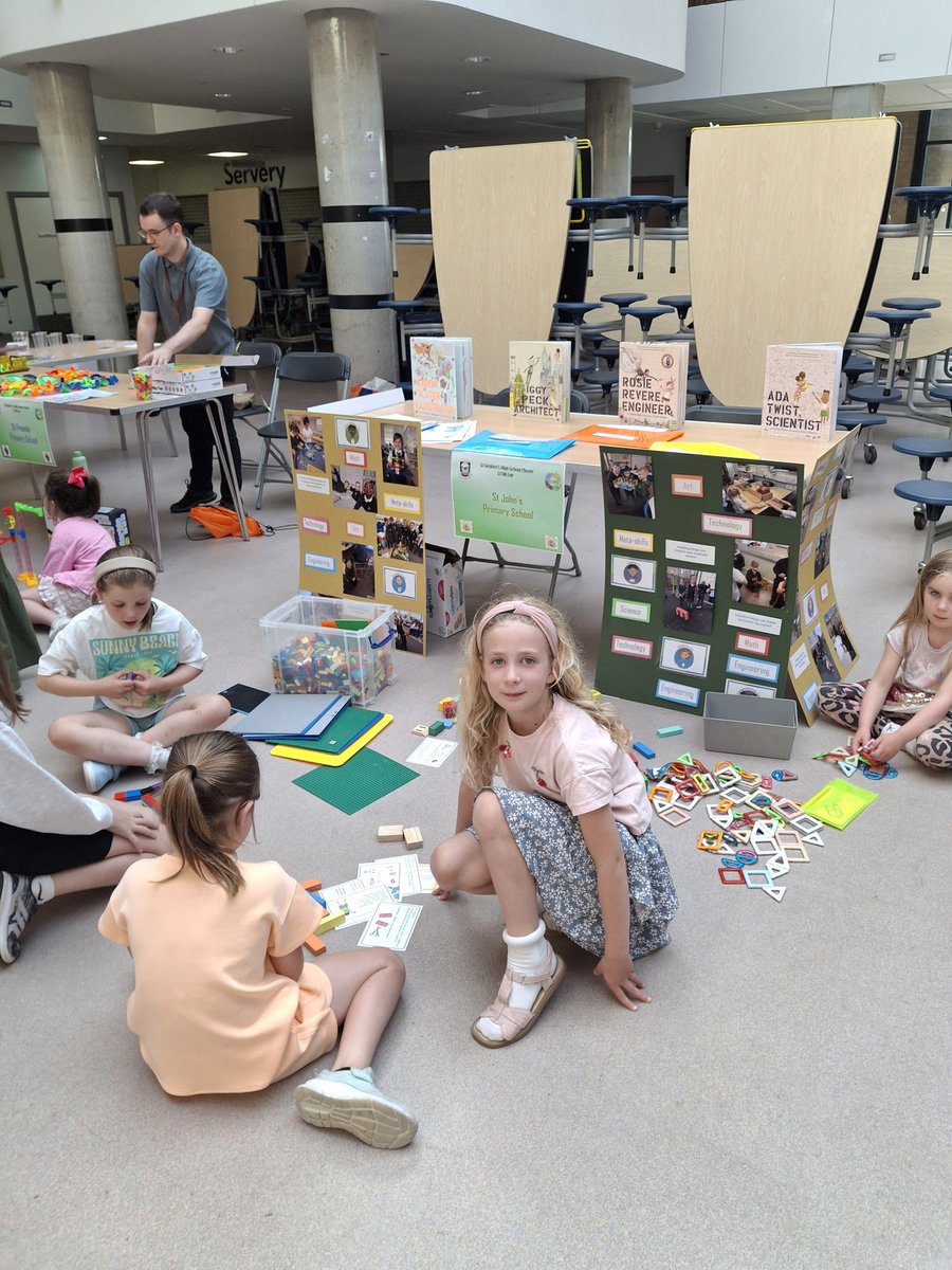 SshsSTEM1's tweet photo. Our STEM fayre is in full swing. Plenty to see and do. We are here until 8pm. @SMPG1964 @StFrancisPG @StJohnsPG @StStephensHS https://t.co/9b2Teo9ax4