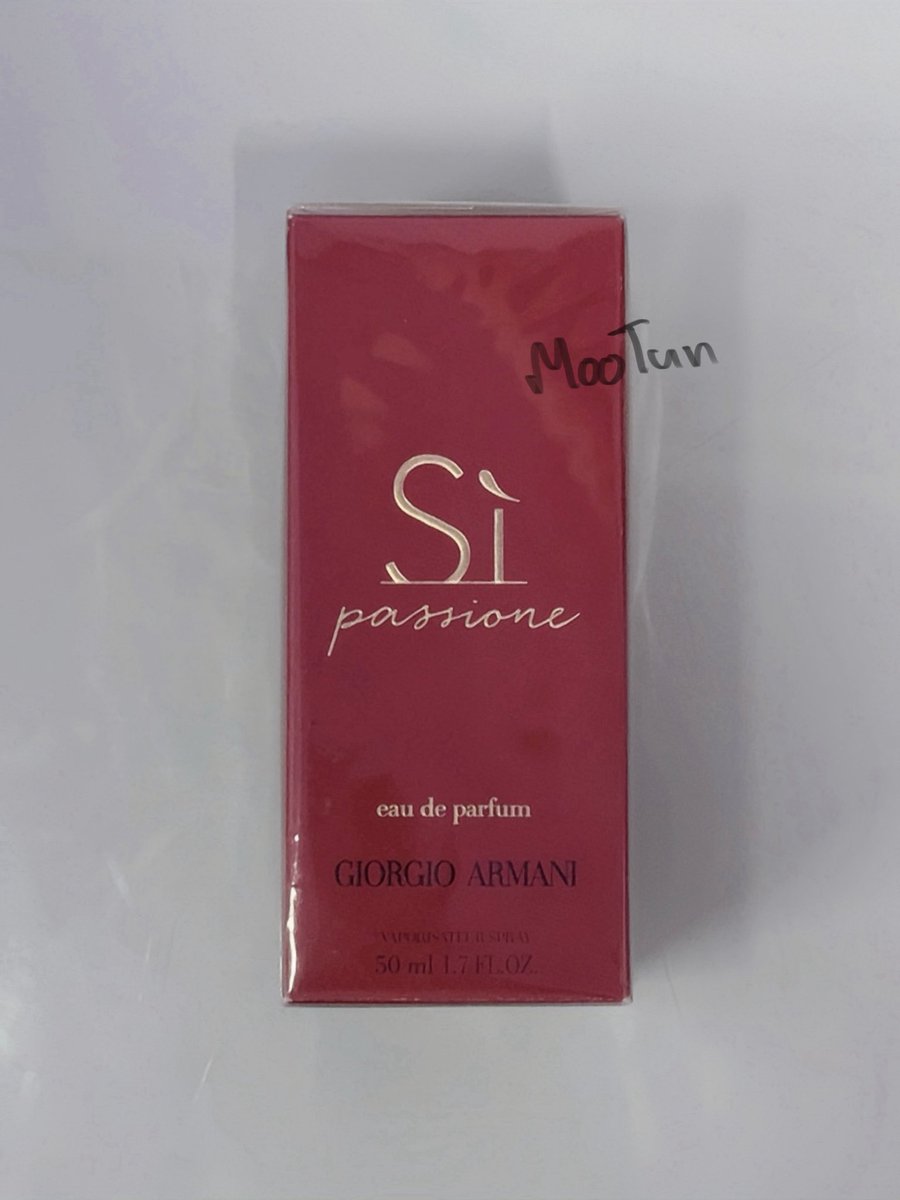 imyourbaimon's tweet photo. ปล่อย น้ำหอมมือ1 ของแท้💯
👉🏻 Giorgio armani si passione EDP 50ml
( กล่องจริง กล่องซีล ) 👉🏻 3,260฿ ( ช้อป 4,900-5,000 )
👉🏻 Gucci Flora Gorgeous Gardenia EDP 10ml 
( ขวดแยกมาจากเซ็ทของขวัญ ) 👉🏻 990฿ 
#ส่งต่อน้ำหอม #ส่งต่อเครื่องสำอาง #ส่งต่อเครื่องสำอางค์ #ส่งต่อเครื่องสำอางมือสอง https://t.co/W5MhY4fV34