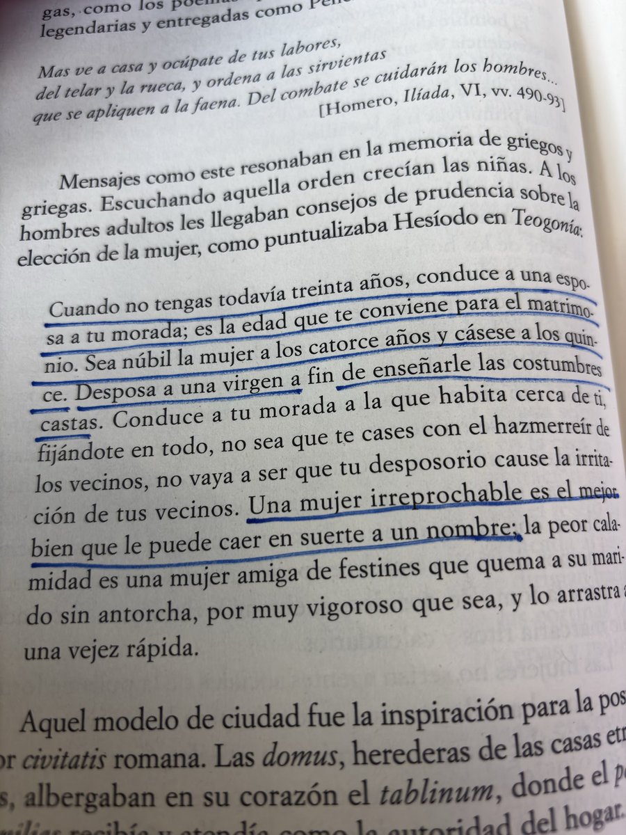 RodrguezAle's tweet photo. La Teogonía de Hesíodo muestra un claro ejemplo de que el patriarcado es pedófilo. Que el corazón de nuestra lucha feminista, que comienza con la adultez de nuestro pensamiento era abominado. Lamentable que un poema de entre el 730 y el 700 a. C. siga reflejando nuestra realidad. https://t.co/RK4Kop1H31