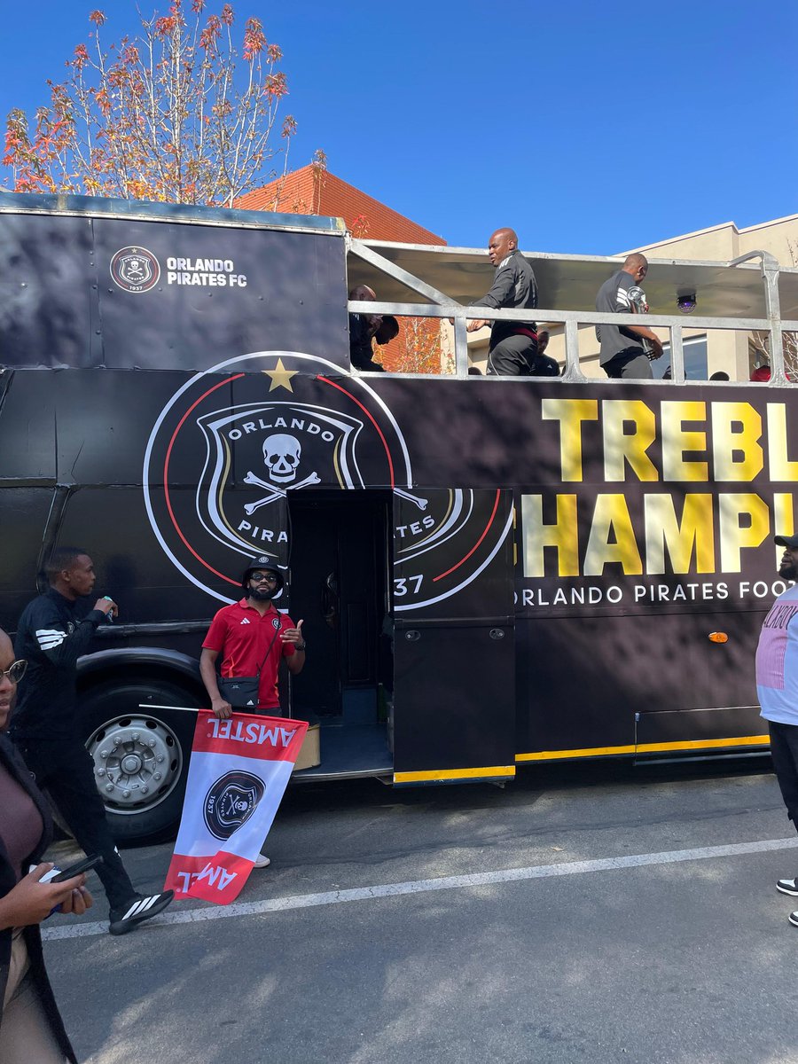 NtateWilliams's tweet photo. 🖤☠️ Saw my Treble Champions today https://t.co/qMs1opNIhd