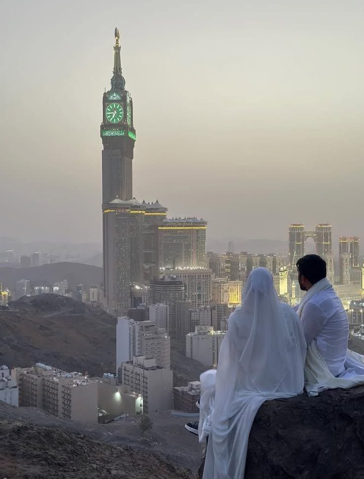 philocaaalist's tweet photo. عَسانا نَستأنس بمَن نُحِبّ العيد القَادم!

يا ربِّ يا وهَّاب، هب لنَا من لدُنك اُنسًا. https://t.co/0IAJU6G5sC