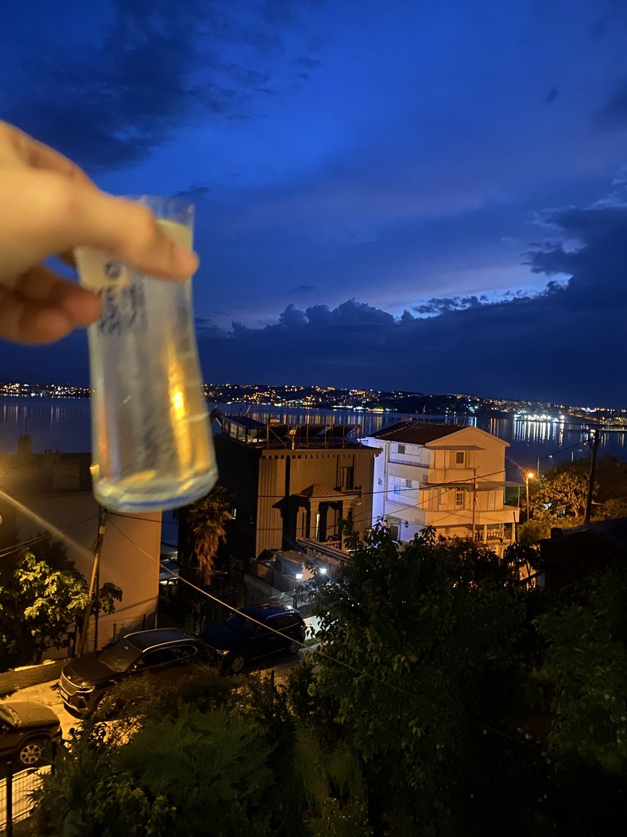 AşKıN 𝓕𝓮𝓷𝓮𝓻𝓫𝓪𝓱𝓬𝓮 ¹ ⁹ ⁰ ⁷ 𓅪 tweet media