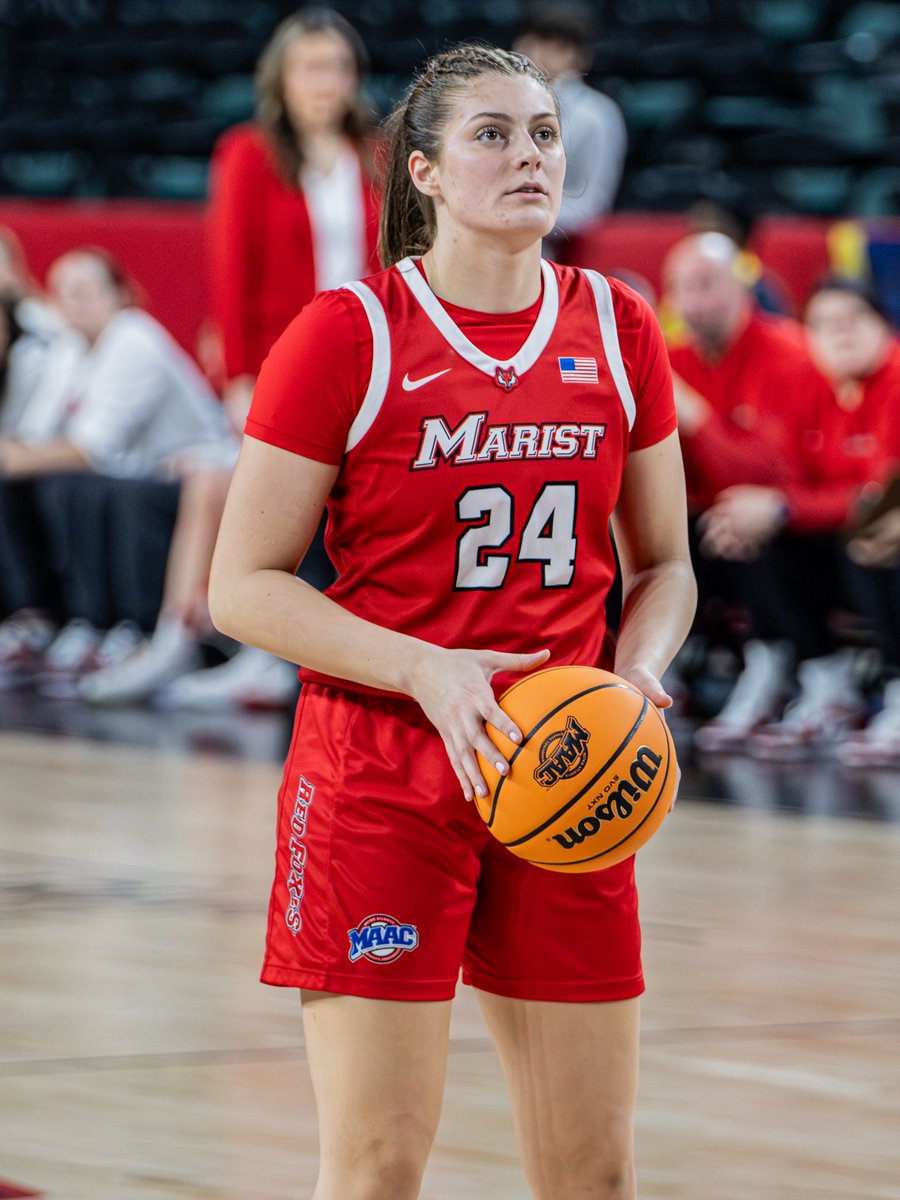 MaristWBB's tweet photo. Happy birthday Kate, we hope you have the best day!! 🥳🎉🎊 https://t.co/X81VqodHSv
