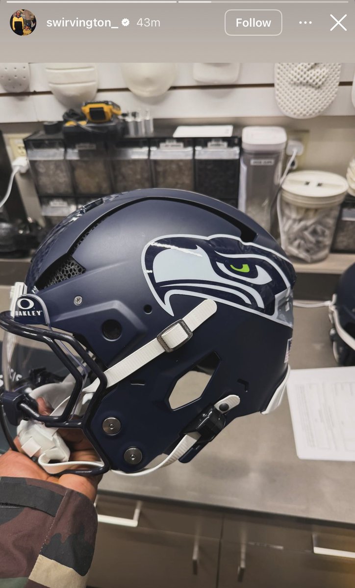 12ASONE24's tweet photo. Irvin Charles is in Seattle https://t.co/Zmq9xqV4Bh