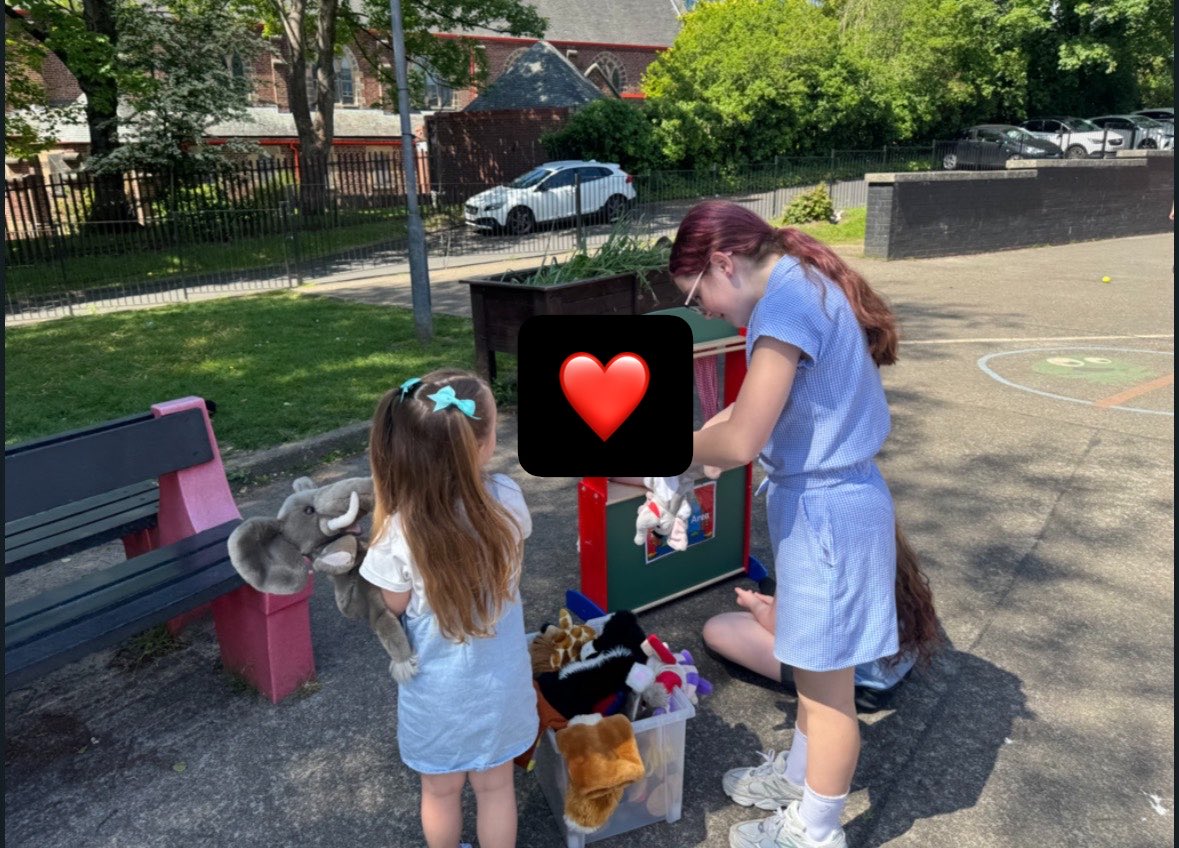 OLRprimary's tweet photo. P6 had such a lovely afternoon in the sunshine getting to know our future P1 children at their second induction day! We can’t wait to meet them again at the next one! https://t.co/dP5WIKrlq9
