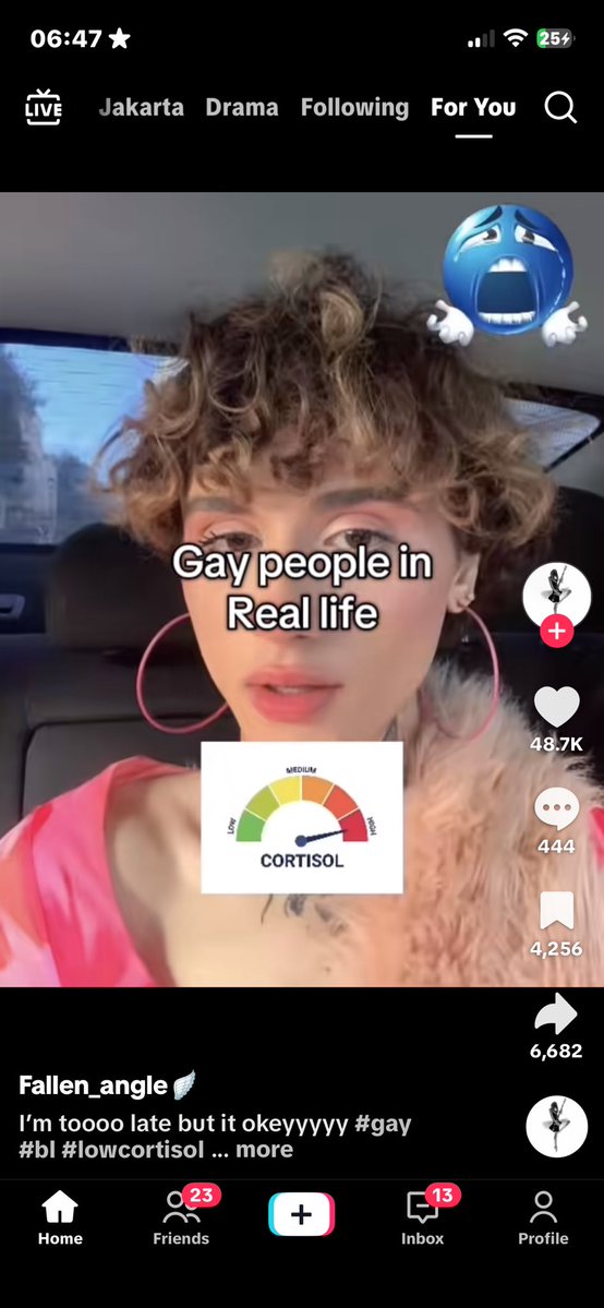 mel tweet media