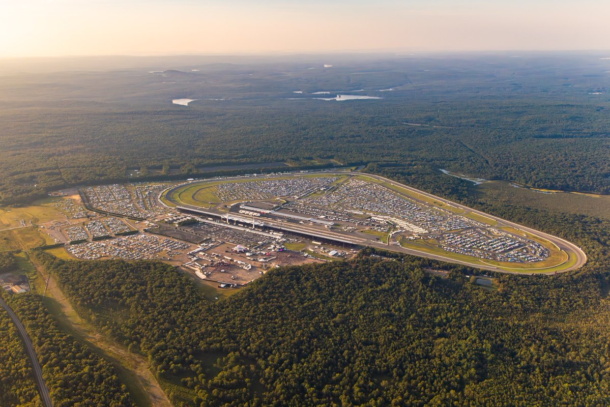 elementsfest_'s tweet photo. Discounted NASCAR tix + an official elements t-shirt? We got you! Head to the link to scoop your shirt and tix now 🏎️ https://t.co/Eb3S6TbREx https://t.co/PbMy8tOU4u
