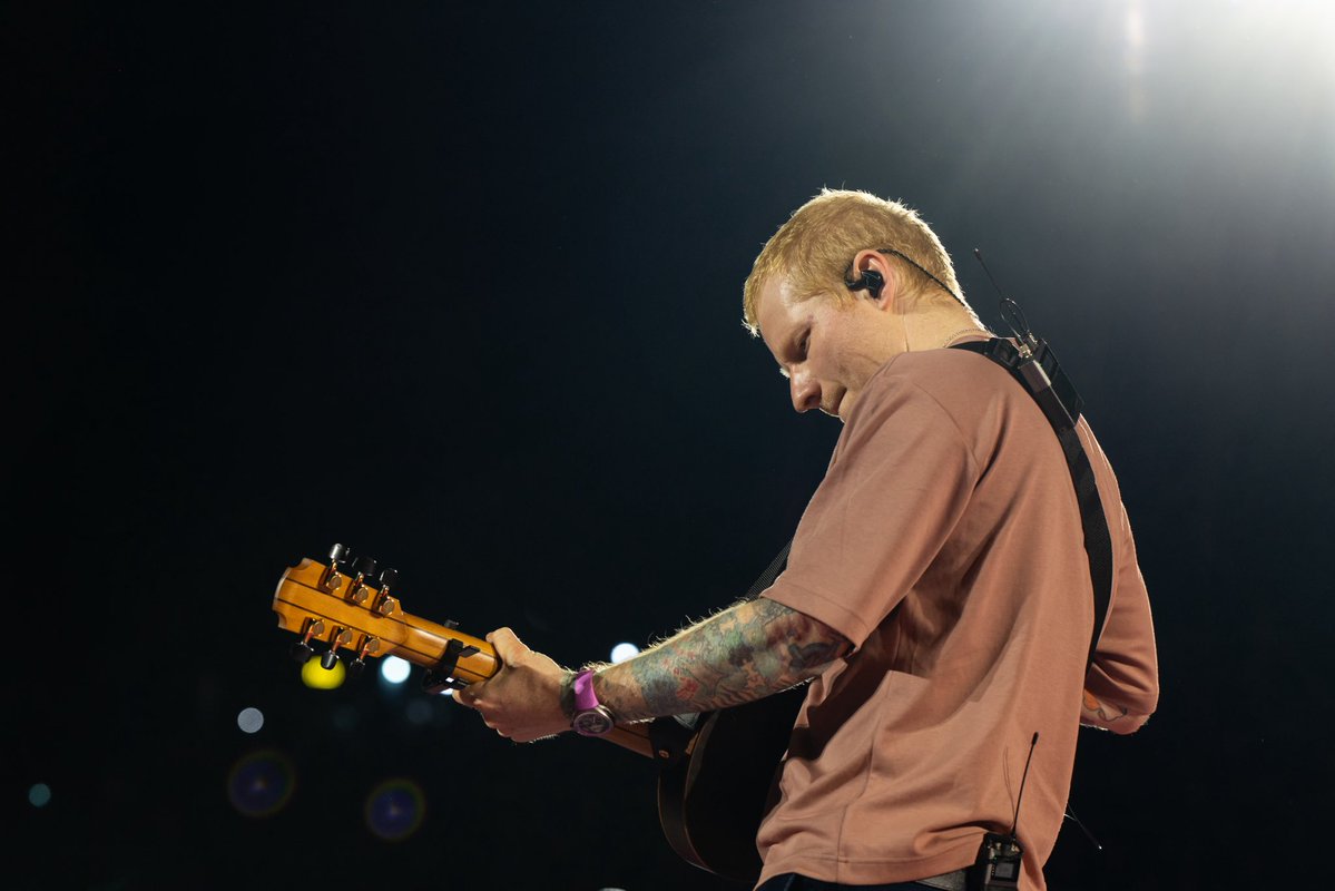 Ed Sheeran HQ tweet media