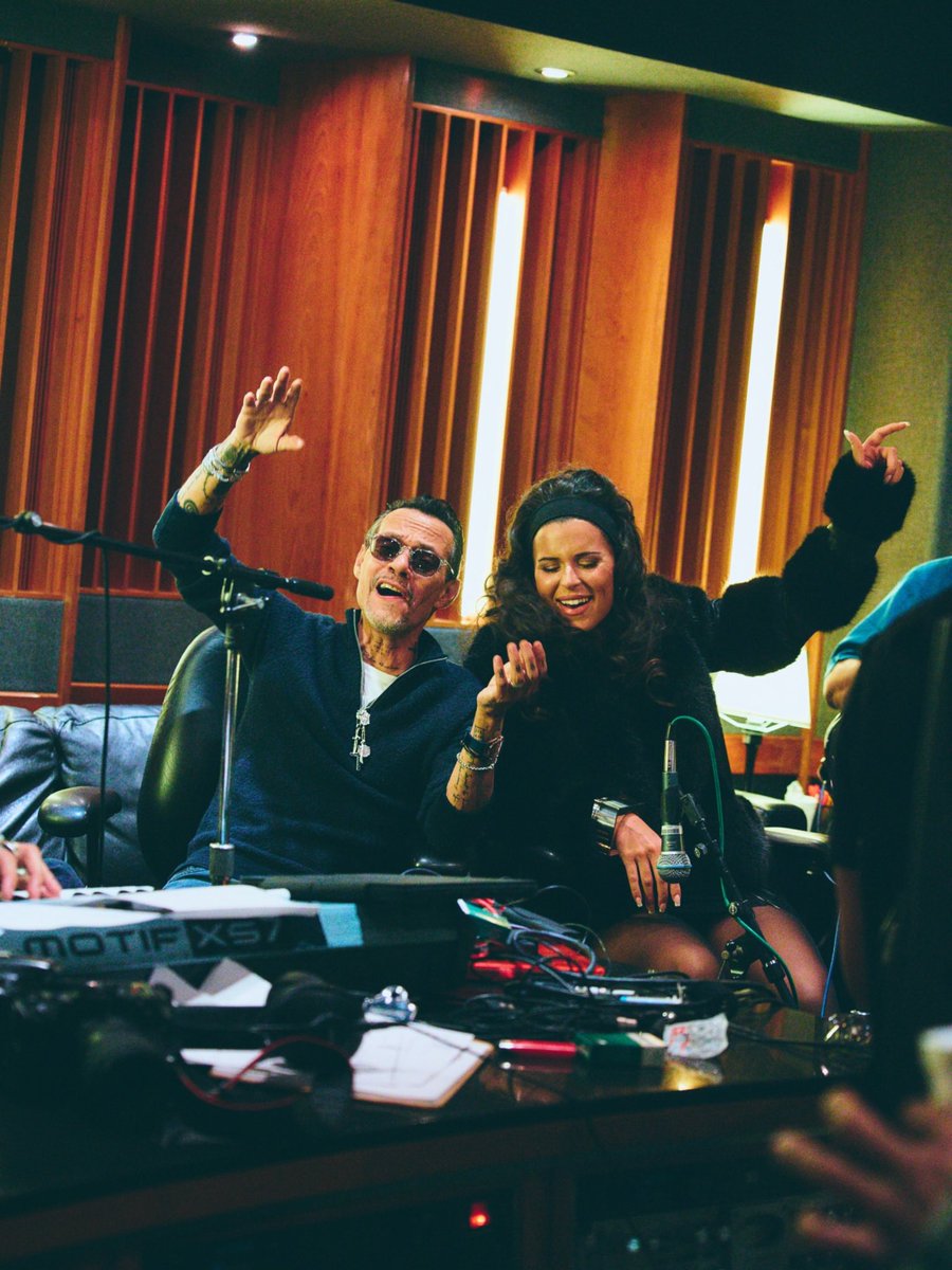 CriteriaMiami's tweet photo. #tbt
Looking back to the sessions for the duet ‘Como en Elldilio’ with @marcanthony & @nathypeluso
Mi gente, listos para escuchar #ComoEnElIdilio junto a @nathypeluso? 😎👠
.
.
.
#marcanthony #nathypeluso #respecttheroom https://t.co/YaTmkbyLXe