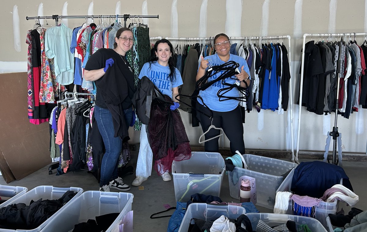 UnitedWayFred's tweet photo. Nonprofits — there’s still time to submit a project for Day of Action! Whether you need help beautifying your space, organizing supplies, preparing kits, or completing hands-on projects, our volunteers are ready to help.

Sign up by July 17 👉 https://t.co/6F8tZiMrV2 https://t.co/FhtJOqegRb