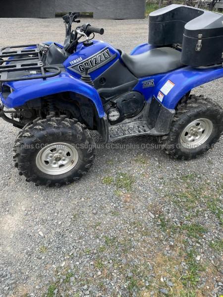 GCSurplus_PSPC's tweet photo. ⛰️ Take on mud, rock and backwoods excursions with this 2002 Yamaha Grizzly 660! Whether you’re hauling camp supplies or escaping into the woods for the weekend, it’s ready for your next adventure.

This ATV is waiting for you on #GCSurplus 👉 https://t.co/O1K2KYWZ6n https://t.co/g2XyovXhlz