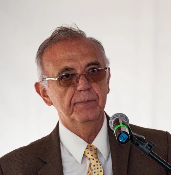 Santiago Alvarán tweet media