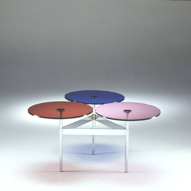 LarosaDesign's tweet photo. Antonio Larosa - Baci Table.
The Baci table features a steel structure with a top made of safety-glass discs. The glass can be clear or available in a variety of colors to blend seamlessly with different interior styles.
.
#antoniolarosadesign #AntonioLarosa
#larosa #larosadesign https://t.co/VdtDmTzYY6