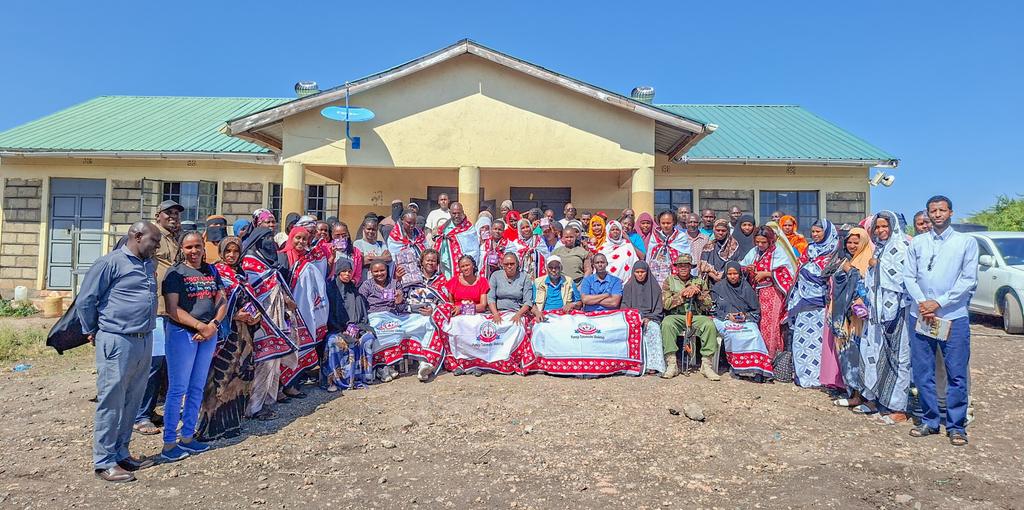 AFGMBoard's tweet photo. The Anti-FGM Board today held a successful Dear Daughter Campaign in Kambi Turkana Village, Kilimani Sub-location, Isiolo County. The engagement brought together survivors, young mothers, chiefs from different locations, and the Director for Gender of Isiolo County.
#EndFGM https://t.co/p5DxDTOOzc