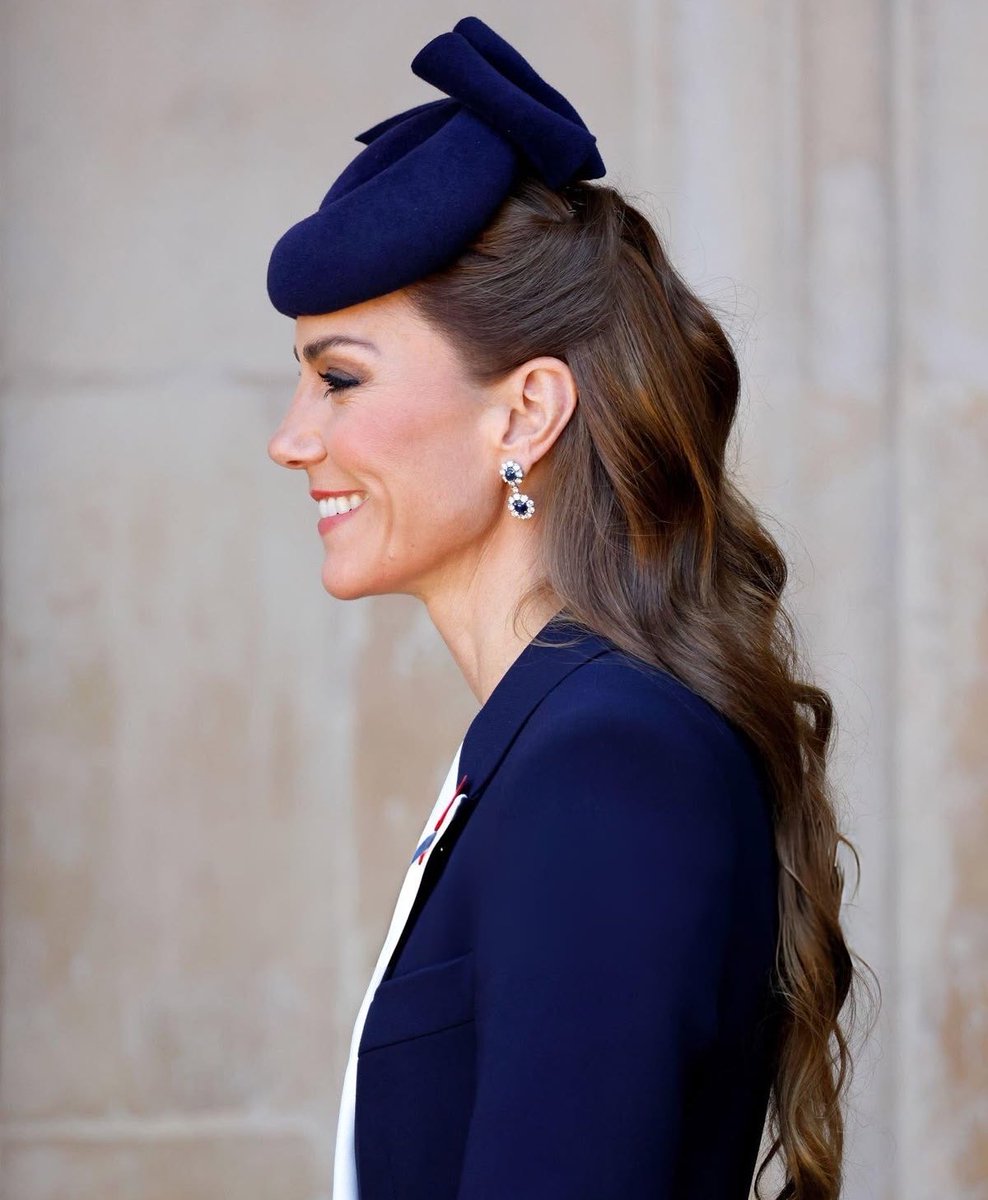 RoyallyBelle_'s tweet photo. Oh to have Catherine’s side profile!😍 https://t.co/NUcn3wSZnk