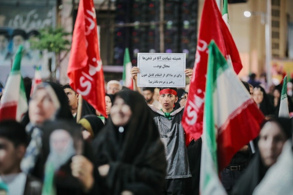 omleyla_'s tweet photo. امنیت، اولویت ملت
حفظ امنیت، بالاترین اولویت. حمایت از حافظان وطن، وظیفه هر ایرانی.
#خیابان_ایران
 #IranianOnIt https://t.co/FhnQZqsQyf