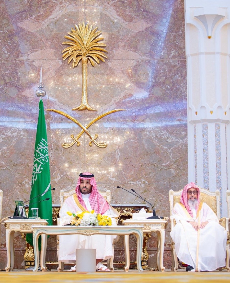 M10_BATTAL's tweet photo. بمناسبة عيد الأضحى المبارك، نرفع أسمى التهاني إلى مقام خادم الحرمين الشريفين، وإلى سمو ولي العهد رئيس مجلس الوزراء وإلى علمائنا الأفاضل، سائلين الله أن يديم على وطننا الأمن والرخاء والاستقرار.

وكل عام وقيادتنا الرشيدة وبلادنا بألف خير.

#عيد_الأضحى https://t.co/YVa1VVb90F