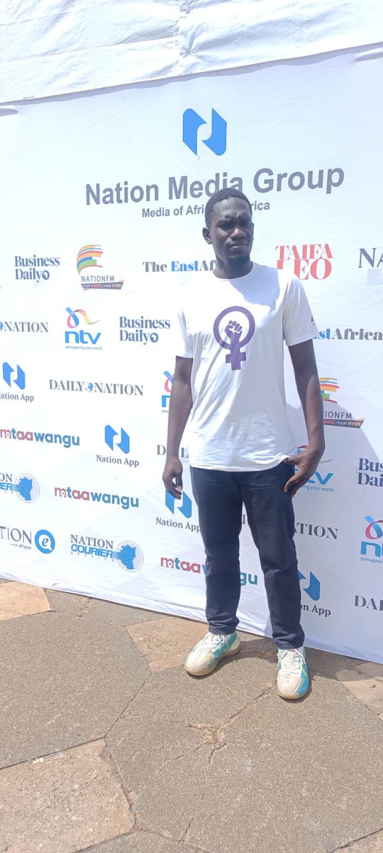 Leanonmek's tweet photo. Earlier today at the expo, we engaged with Mathari National Teaching and Referral Hospital 🧠✨ on mental health awareness, affordable walk-in support, and why safe spaces matter for everyone. 💙🌍 https://t.co/pnjsRXn9XL
