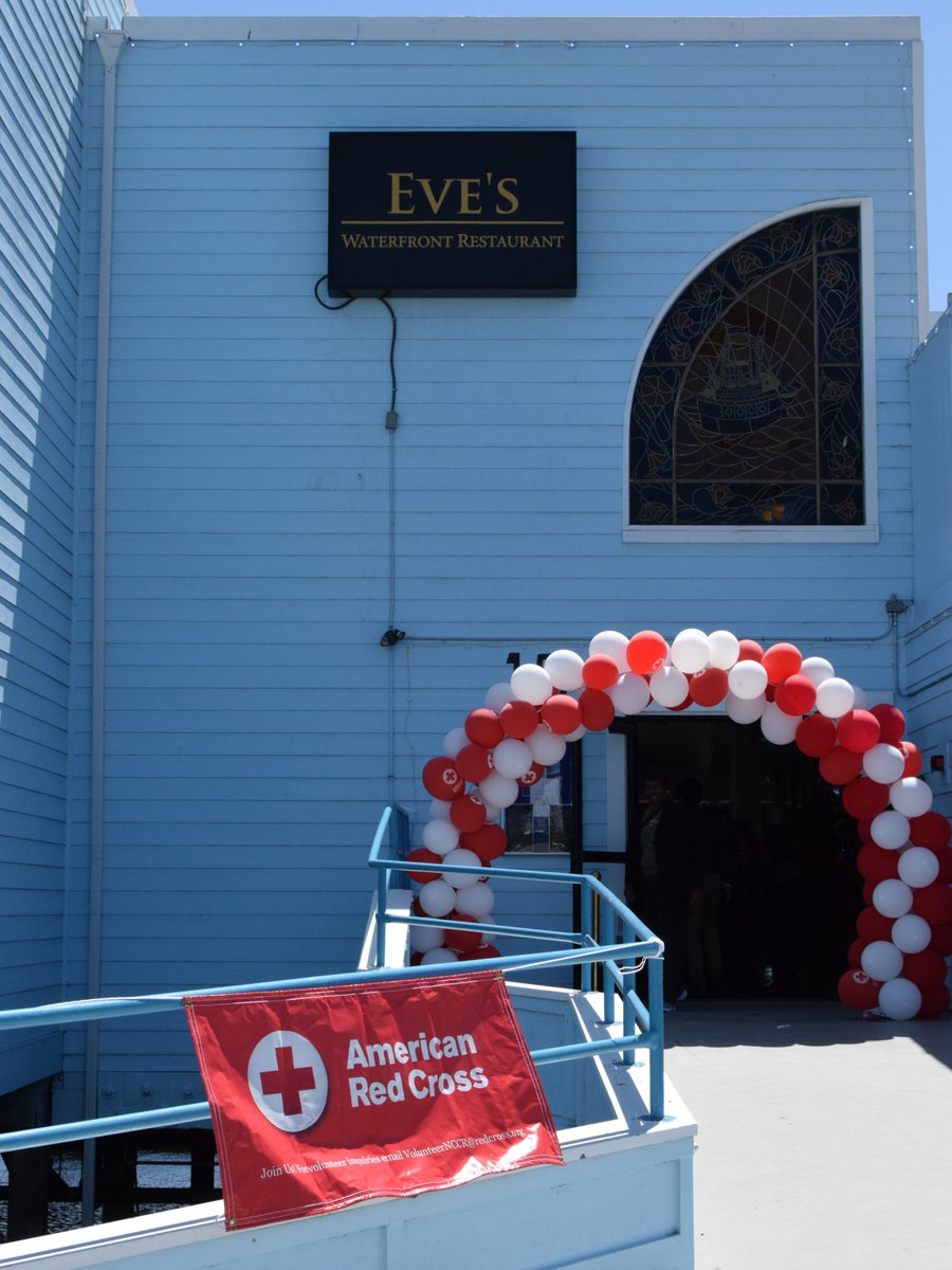 RedCrossNorCal's tweet photo. Earlier this month, Red Crossers from Contra Costa and Alameda counties were celebrated at @Eveswaterfront with a delicious lunch, deserving awards, and fun giveaways including tickets to a Giants game!

📸 Check out the photos at our Flickr page! https://t.co/kleCmJ60qG https://t.co/JUZN0UX5co