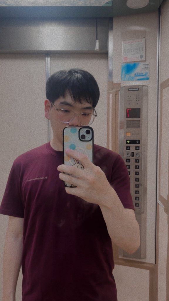 hu19990908's tweet photo. 最近有認真在運動！ https://t.co/JFLCUuH1tz