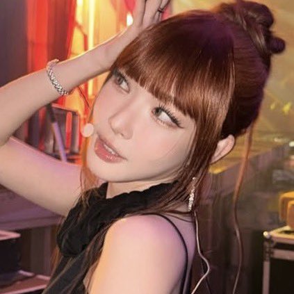 kchunghapics's tweet photo. prettiest face you’ll ever see https://t.co/Camz02lxaz