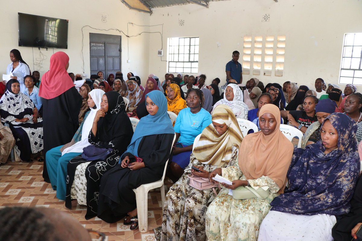 AFGMBoard's tweet photo. As the world marked Menstrual Hygiene Day, the Board also distributed sanitary towels to young mothers in support of menstrual dignity and health. Together, we continue to raise awareness, protect girls, and champion the rights and wellbeing of women and girls. https://t.co/YPvTakyCMv