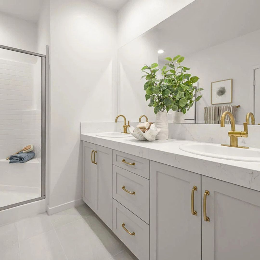 kbhome's tweet photo. Every new KB home includes water-saving features like #WaterSense® labeled faucets, toilets and showerheads, designed to maximize efficiency, reduce consumption and save you money.  💸😊💧

Learn more! → https://t.co/SJoAcmlPUV

📸 – As seen at KB Home Stafford Glen | Tustin, CA https://t.co/vWQfdsvAgb