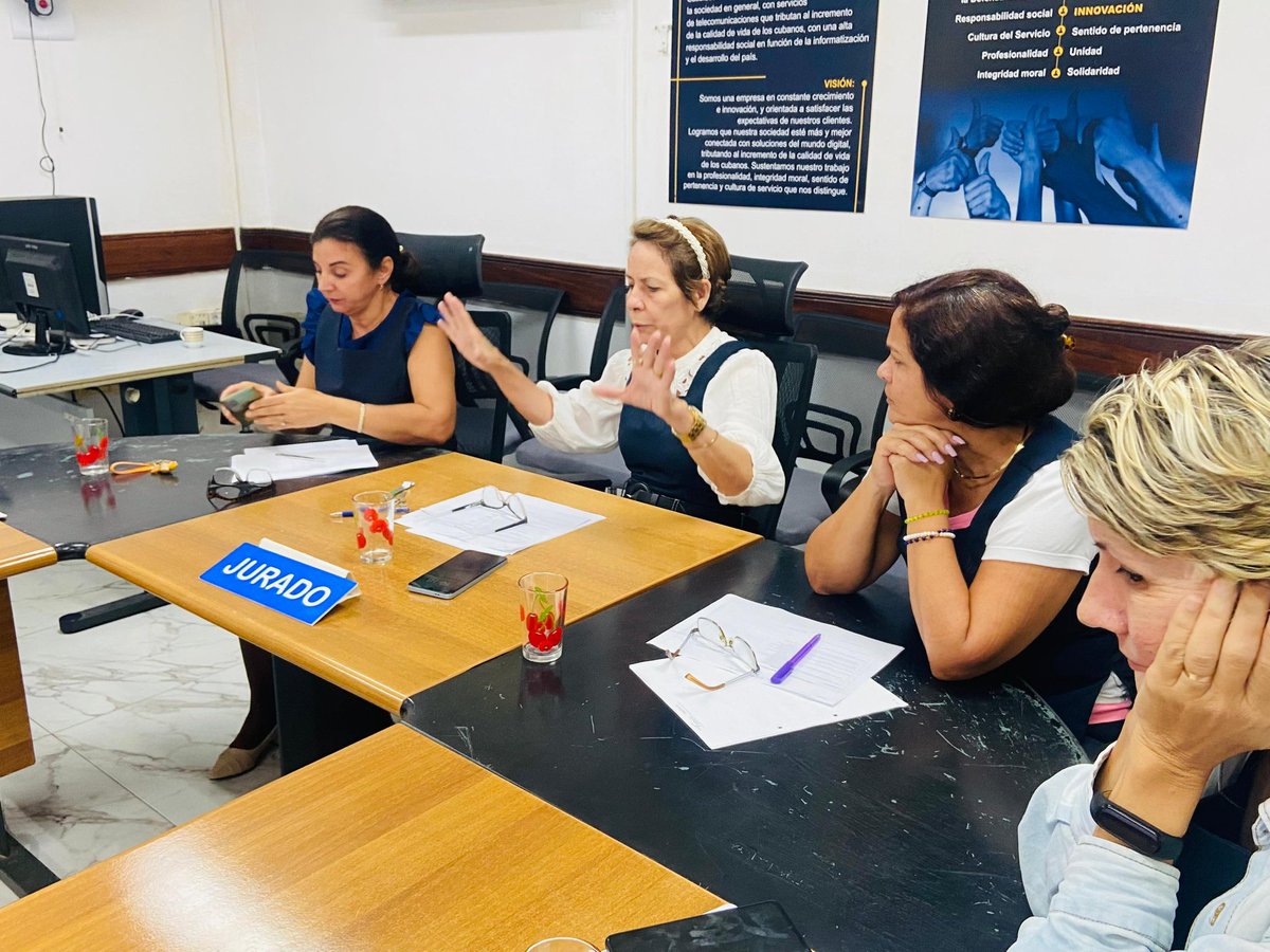ManuelMilian9's tweet photo. 💡Con la presentación de 30 nuevas propuestas de soluciones técnicas y organizativas para continuar avanzando el cumplimiento de nuestra misión empresarial y perfeccionar los servicios de @ETECSA_Cuba #PinardelRío, concluyó el Fórum por la Innovación.

#EtecsaConCuba 🇨🇺 https://t.co/0u1nc6fLgs