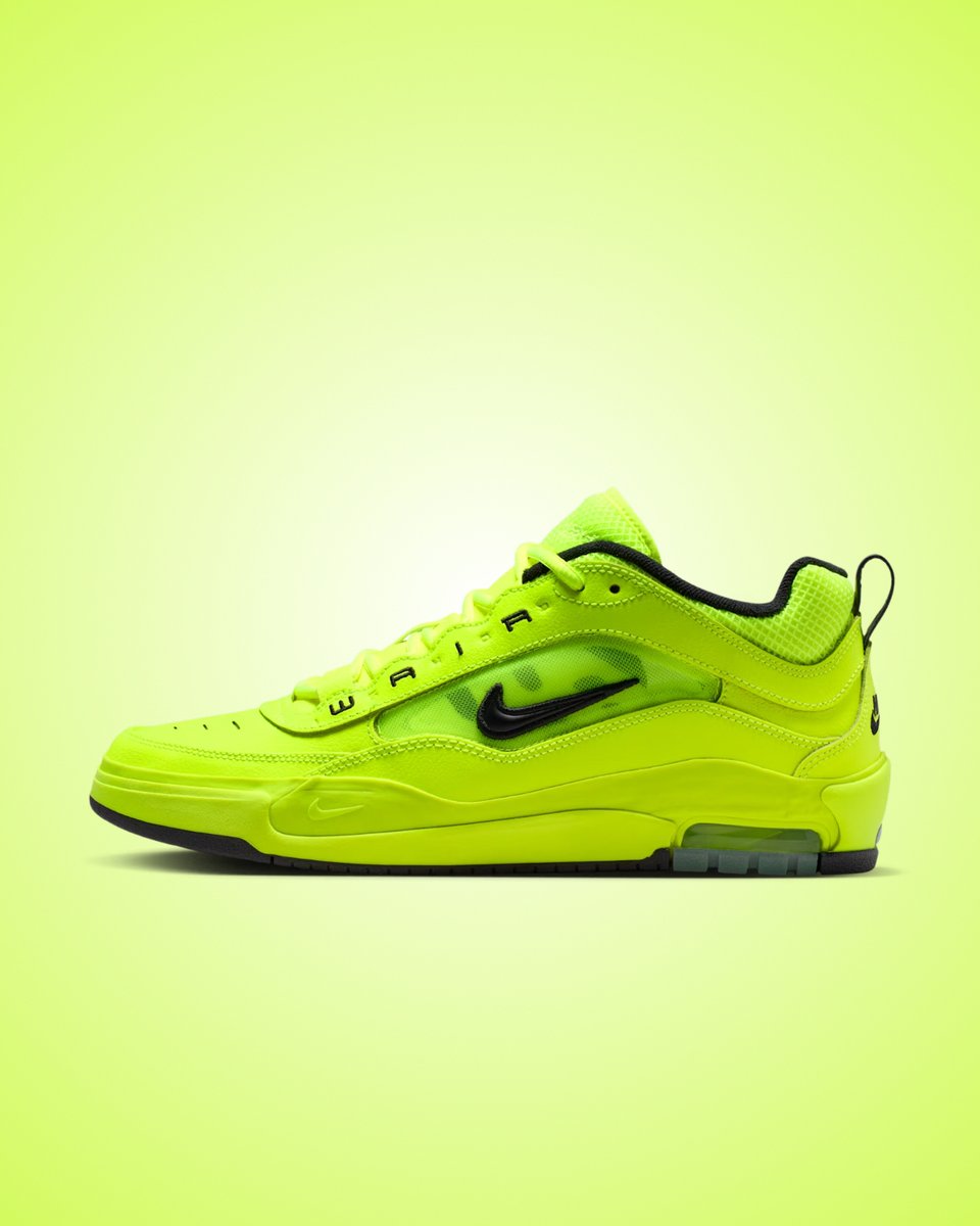 nikestore's tweet photo. Infused with elements taken from iconic '90s hoops shoes.

The Air Max Ishod Premium 'Volt and Black'

Available at 10am ET 🇺🇸

https://t.co/h7O5Dw2SXc https://t.co/K59P7jwSY7