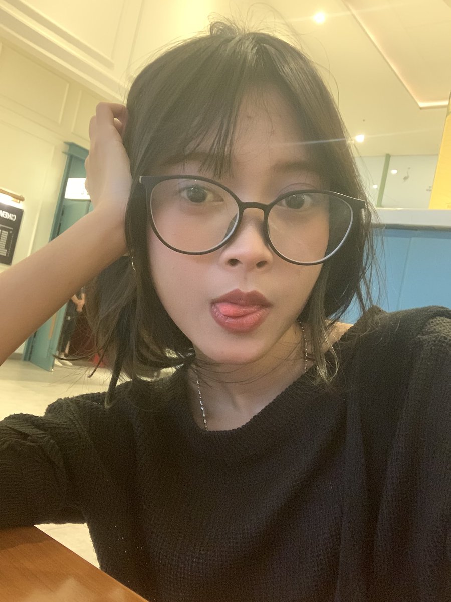 naye 。🍒•*¨ tweet media