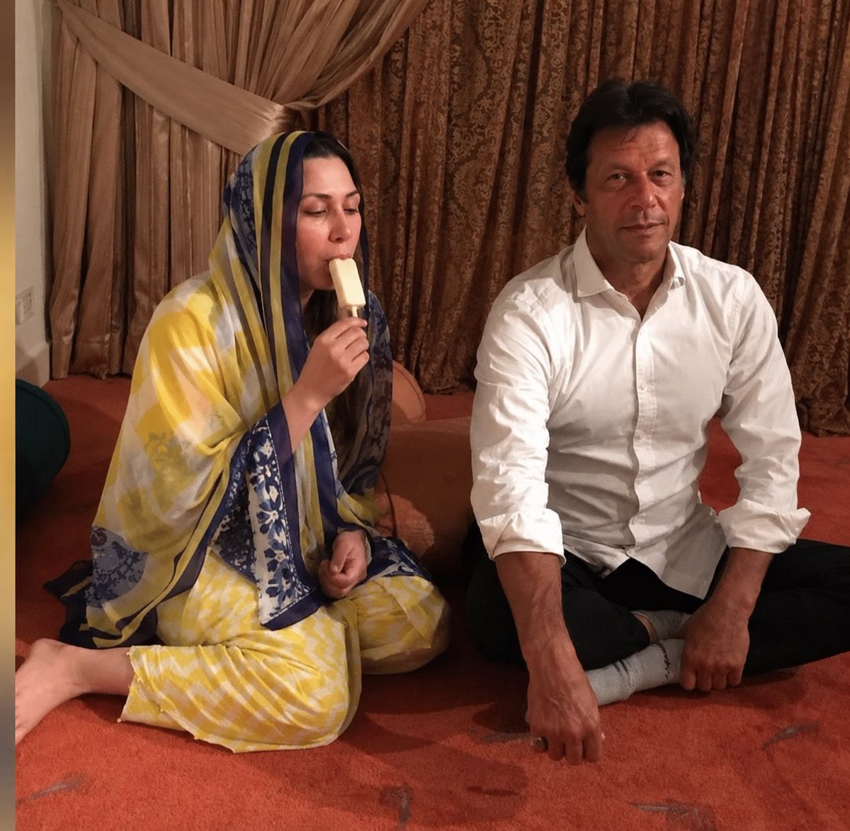 Mrpatlusialkot's tweet photo. قلفیاں چوسن والے نس گئے 
تے خان صاحب پھس گئے۔
اللّہ تعالی مرتے دم تک خان صاحب کو جیل میں ہی رکھے آمین https://t.co/Yb5xDFuBnq