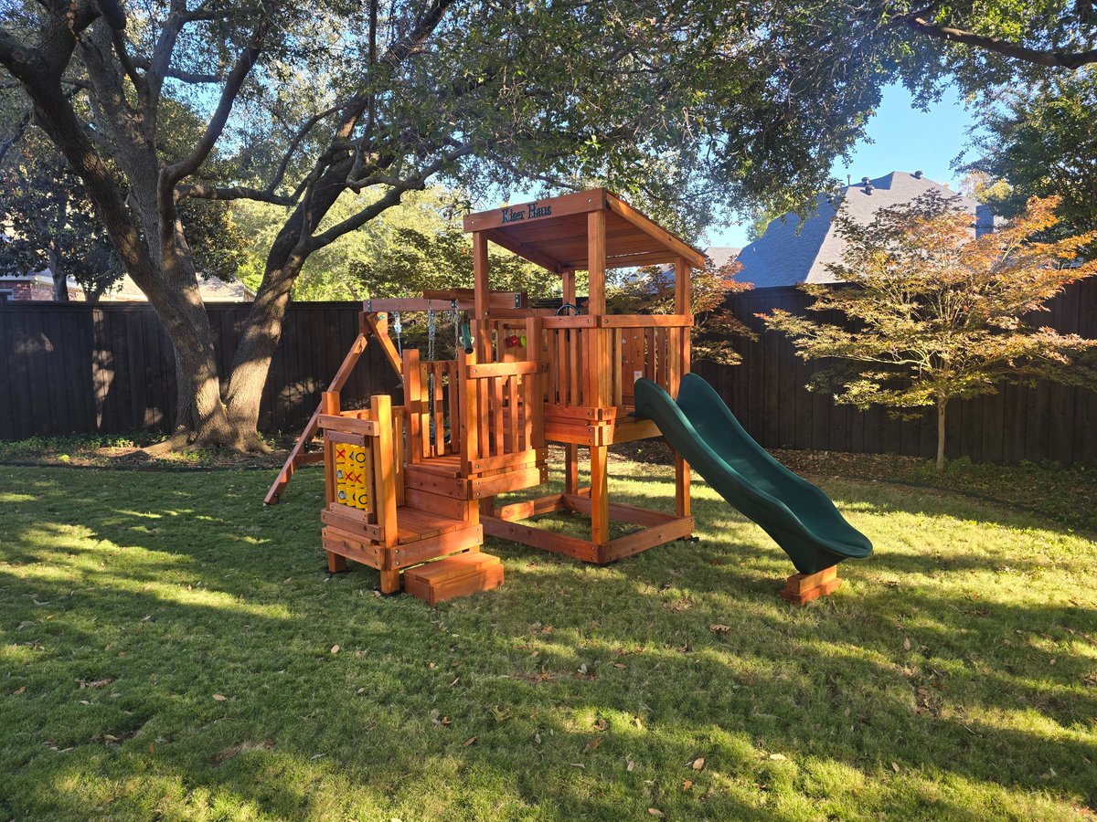 MyBackyardFun's tweet photo. 🥹 “Watch this, Mommy!” moments start here.

Safe climbing, little slides &amp; big imagination built for growing families. 🌳🛝💚

#ToddlerLife #FirstTimeMom #MomLife #DadLife #Parenting #OutdoorPlay #BackyardFun #Playset https://t.co/ECEF4keRFw
