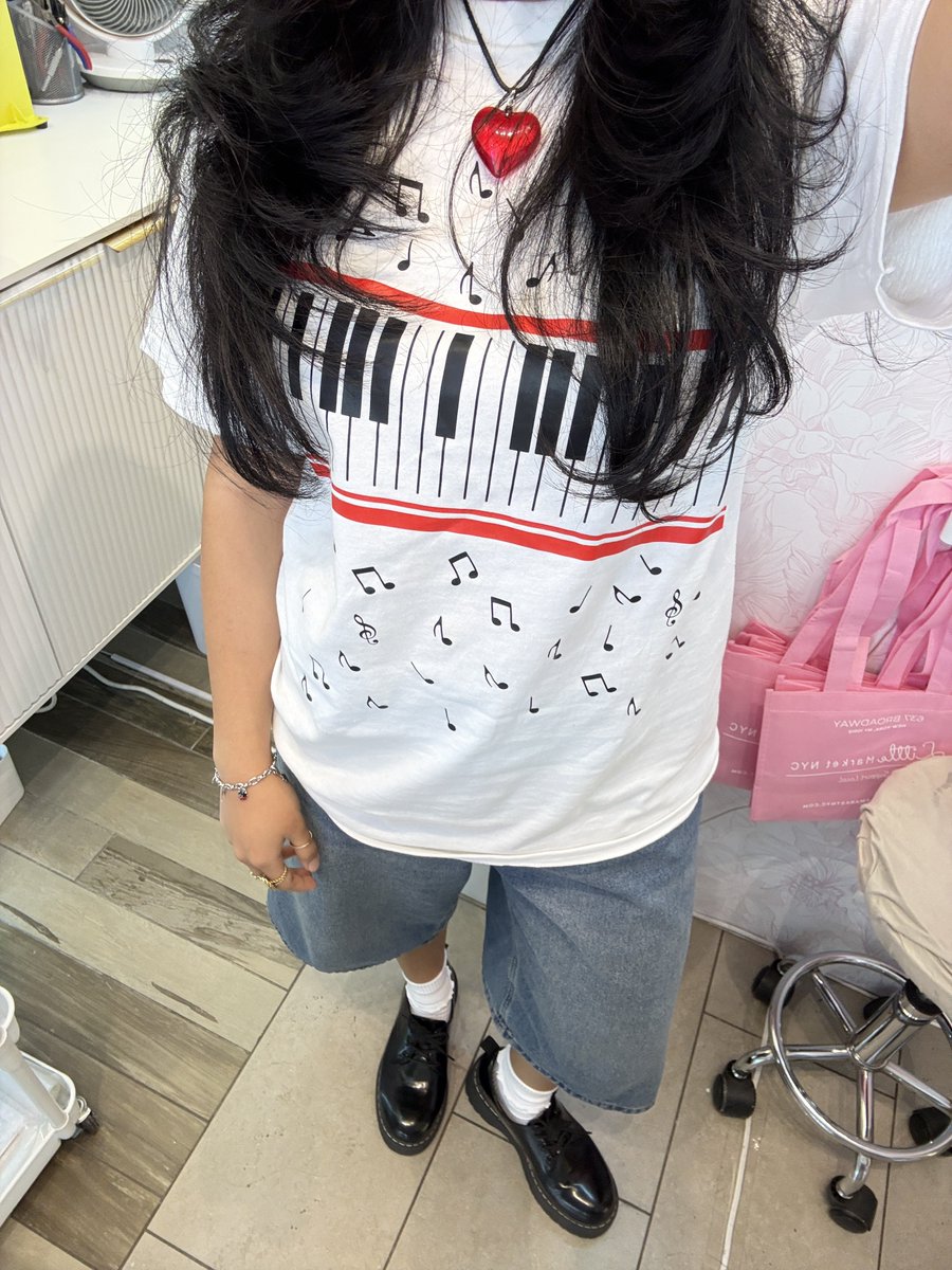 jxcksonsgf's tweet photo. hashtag work ootd🫰 https://t.co/xnxERrxBiA