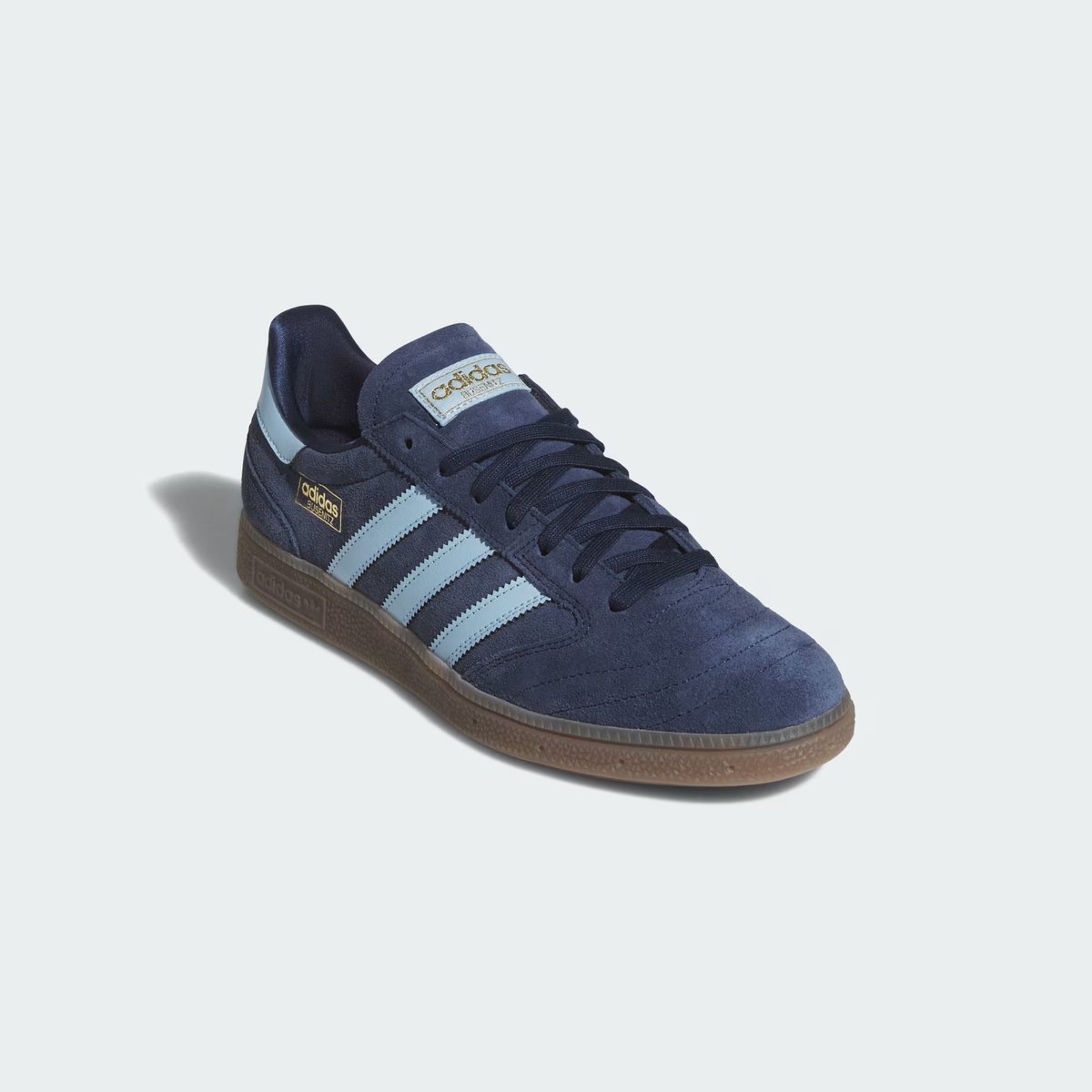 KicksFinder tweet media