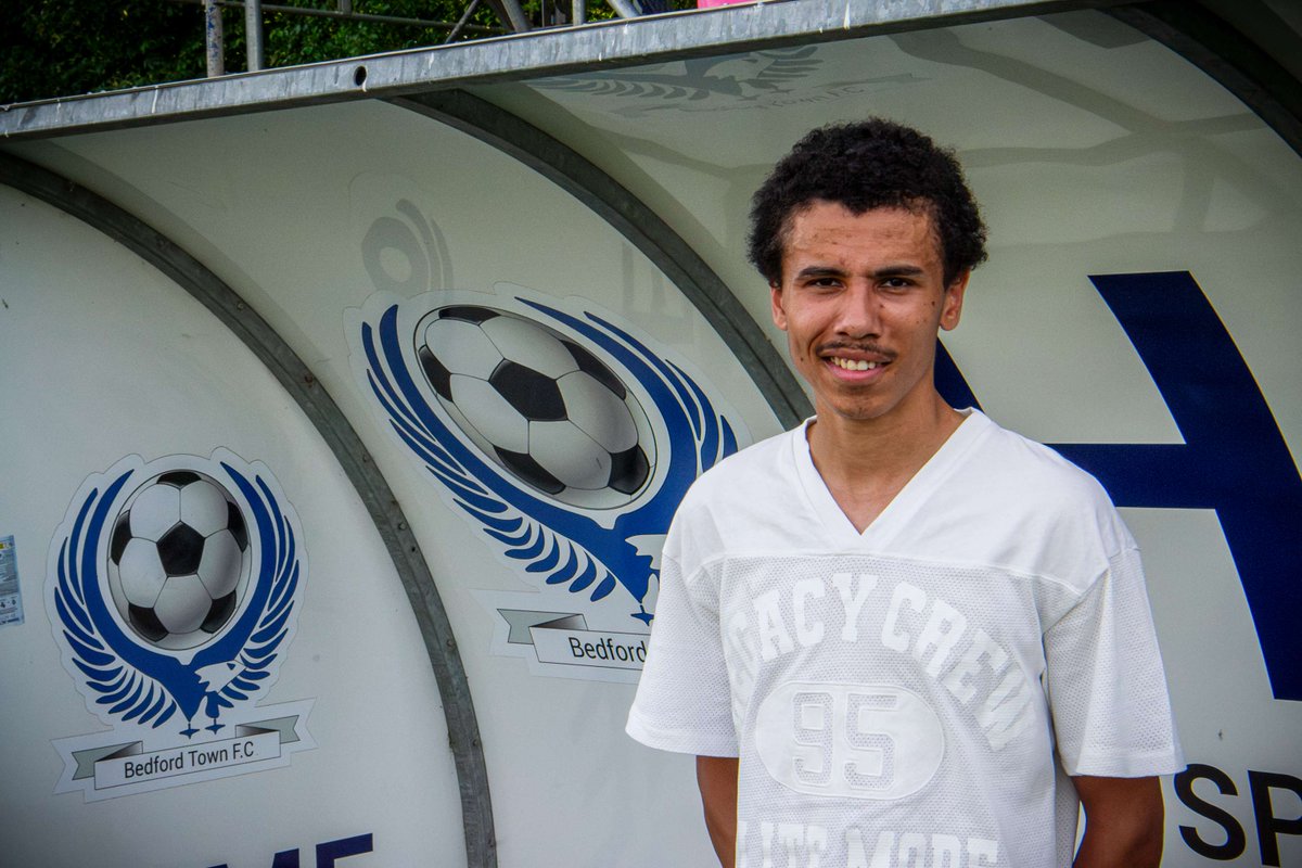 BedfordTown's tweet photo. Noah Ordinary Signing ⚡

Noah Mosanya is officially an Eagle! 🔵⚪

Welcome to The Eyrie, Noah! 🦅

@Noahmosanya14 https://t.co/c0heu8DK47