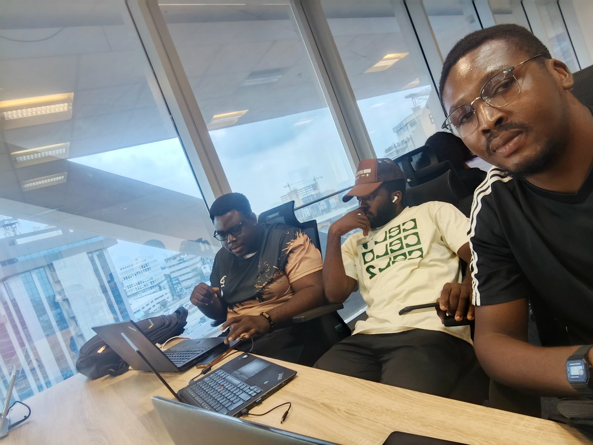 AutoPadi_App's tweet photo. The team putting in work https://t.co/MQAlo4cGuh