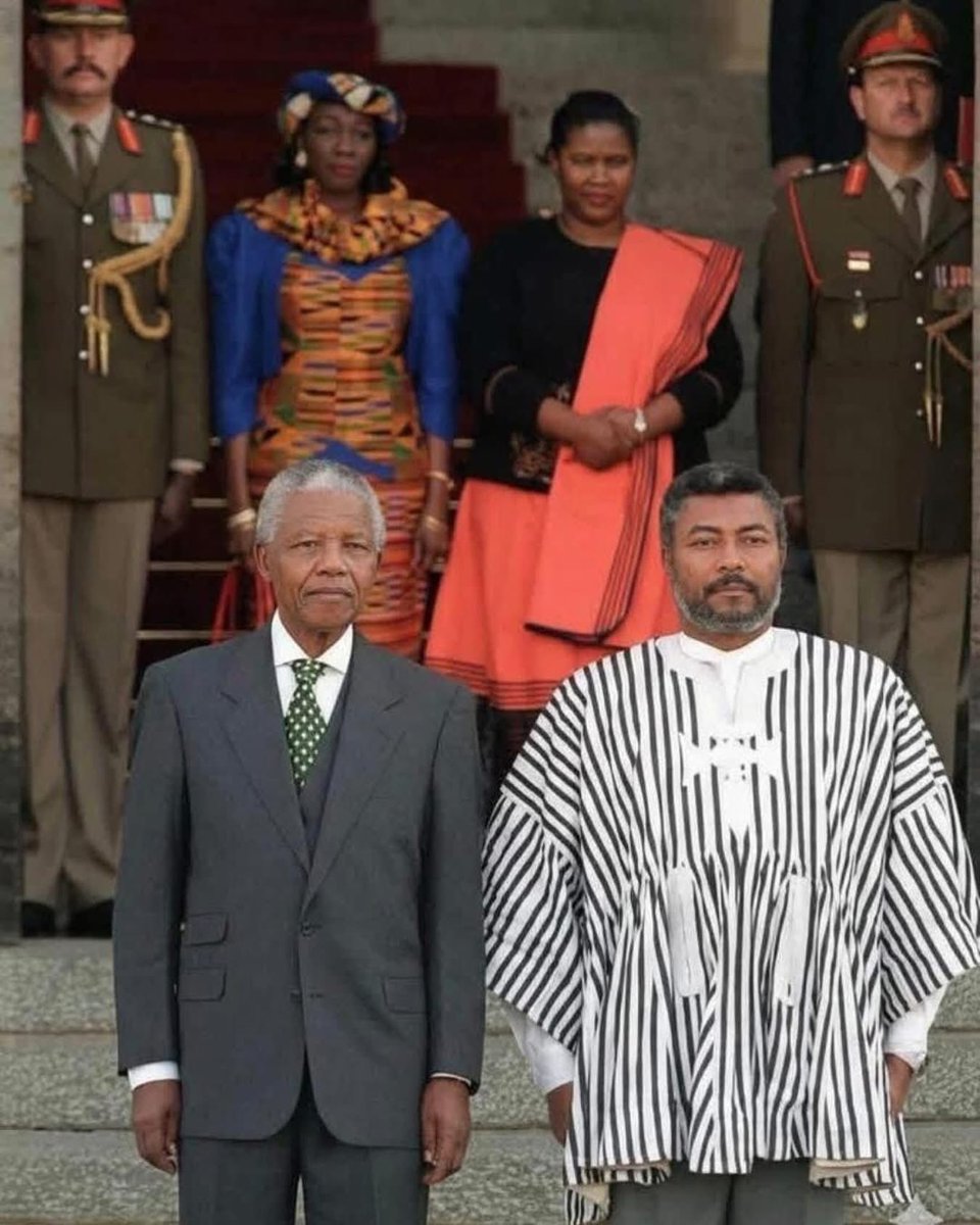 ElikemKotoko's tweet photo. South Africa, you guys have crossed the line, not Ghana 🇬🇭

Former Ghanaian President, Jerry John Rawlings and former South African President, Nelson Mandela https://t.co/kkro2XKGVU
